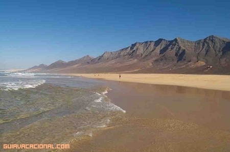 Fantásticas playas nudistas en Fuerteventura (I)